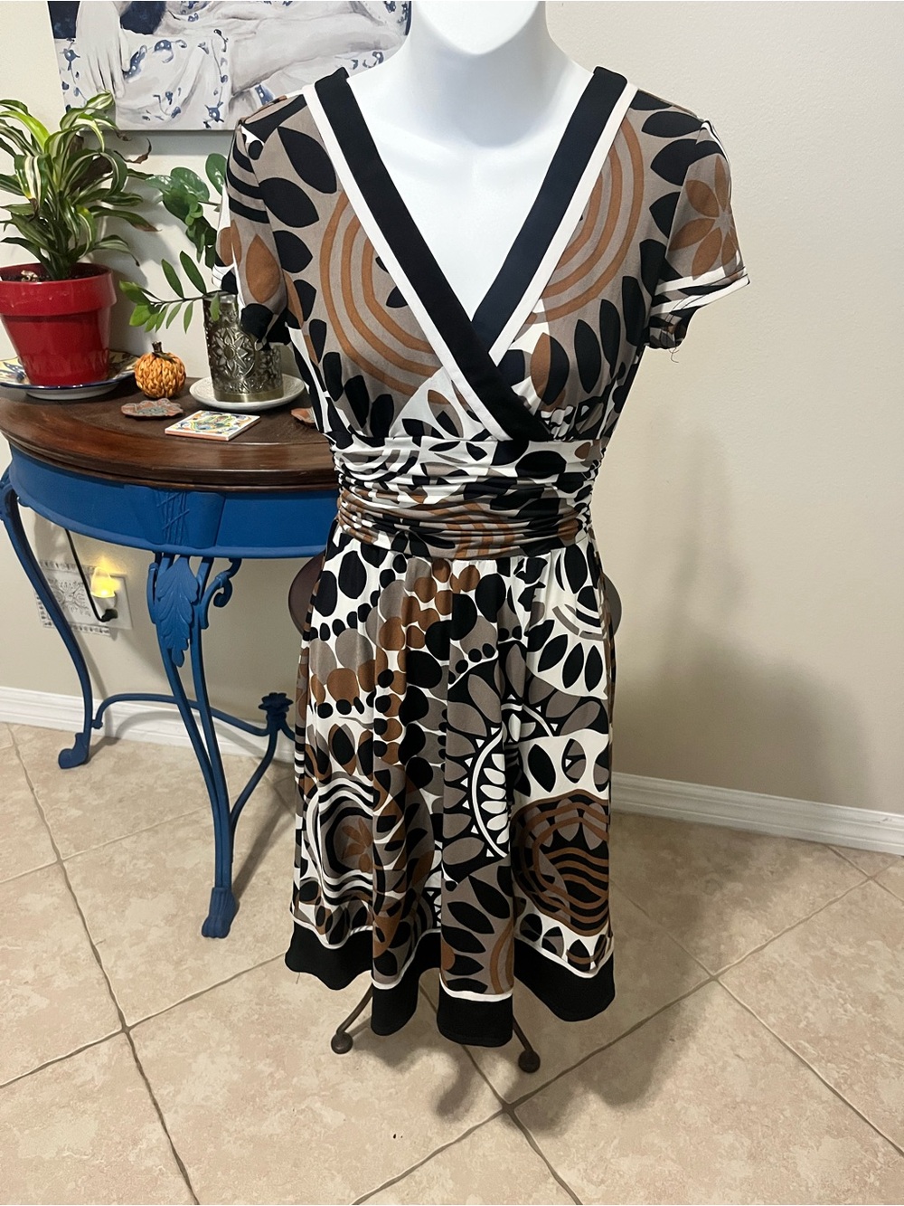 Sandra Darren Ruched Waist Dress - 4P 4 Petite